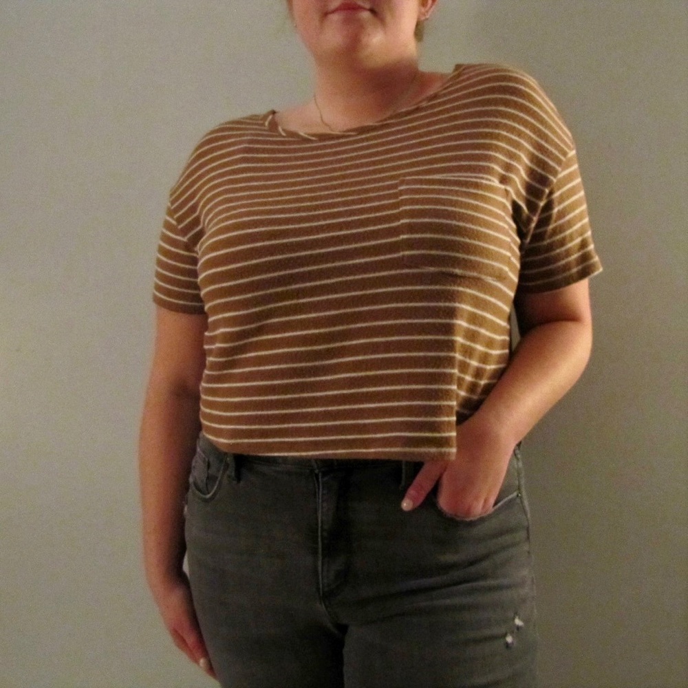 soft & sexy plush tan crop top from AOE 🍑